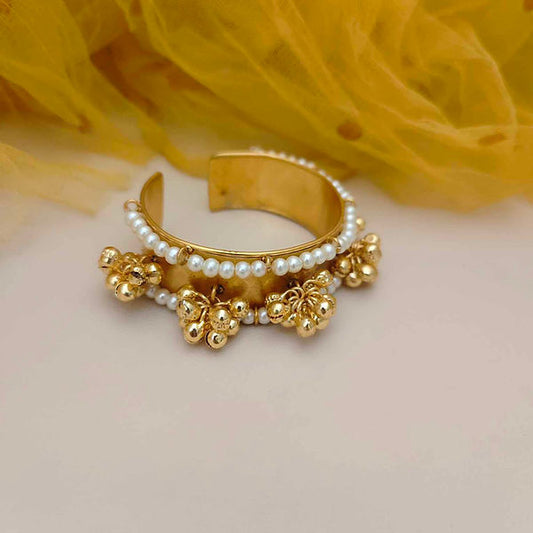 Opulent Silver-Gold Kada Set – Traditional Heritage Bangles