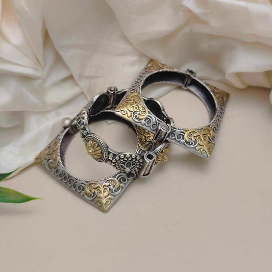 Royal Dual-Tone Oxidised Bangles
