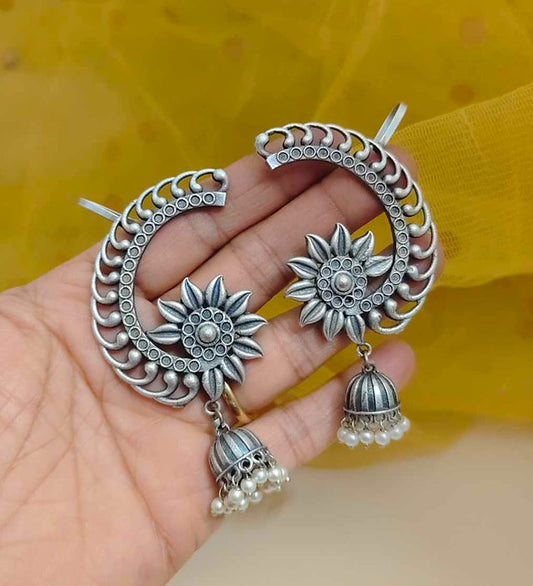 Heritage Leaf Swirl Silver Earrings – Traditional Artisan Design