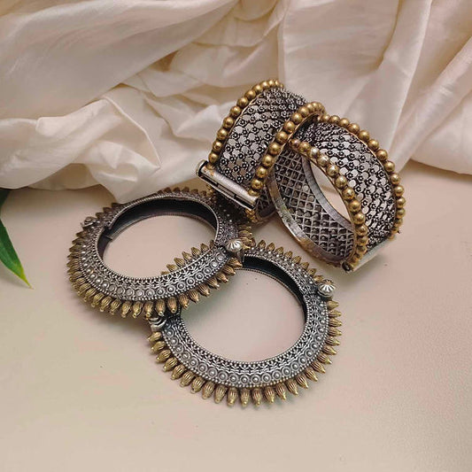 Heritage Dual-Color Oxidised Bangles – Designer Wedding Kada