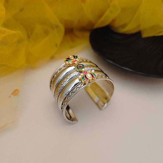 Vintage Inspired Dual-Tone Bangles – Ornate Bridal Kada